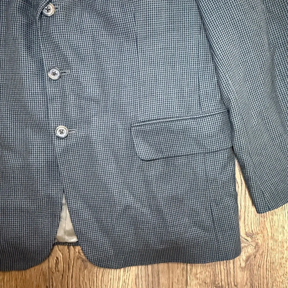 Oscar de la Renta excellent made